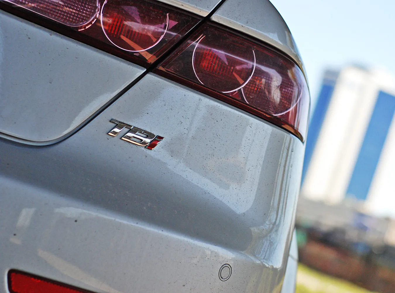 2048539-alfa-romeo-159-tbi-policja-test-12.jpg
