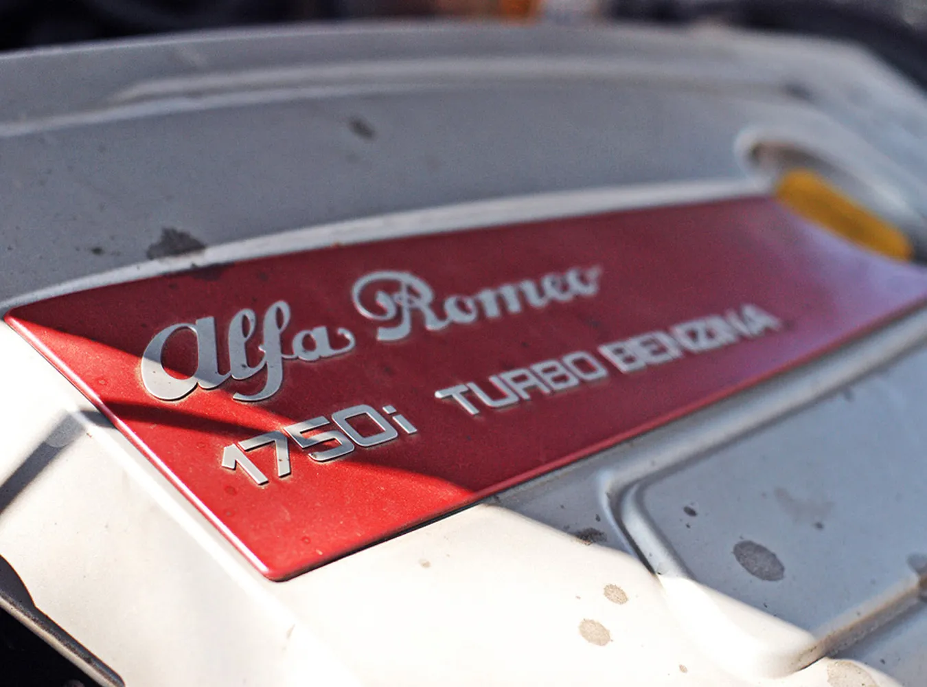 2049139-alfa-romeo-159-tbi-policja-test-31.jpg
