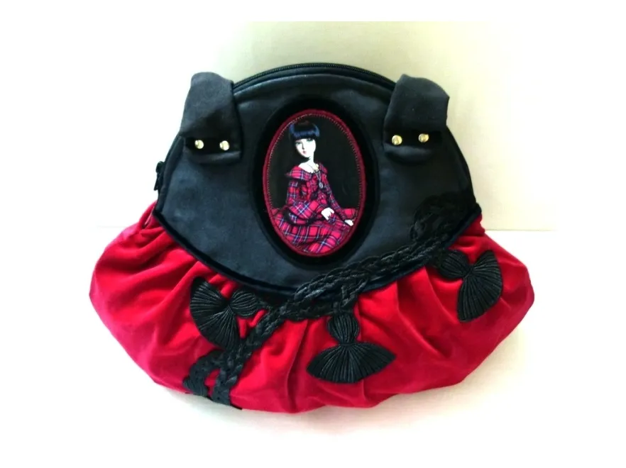 2172051-torebki-boudoir-on-the-moon-projektu.jpg