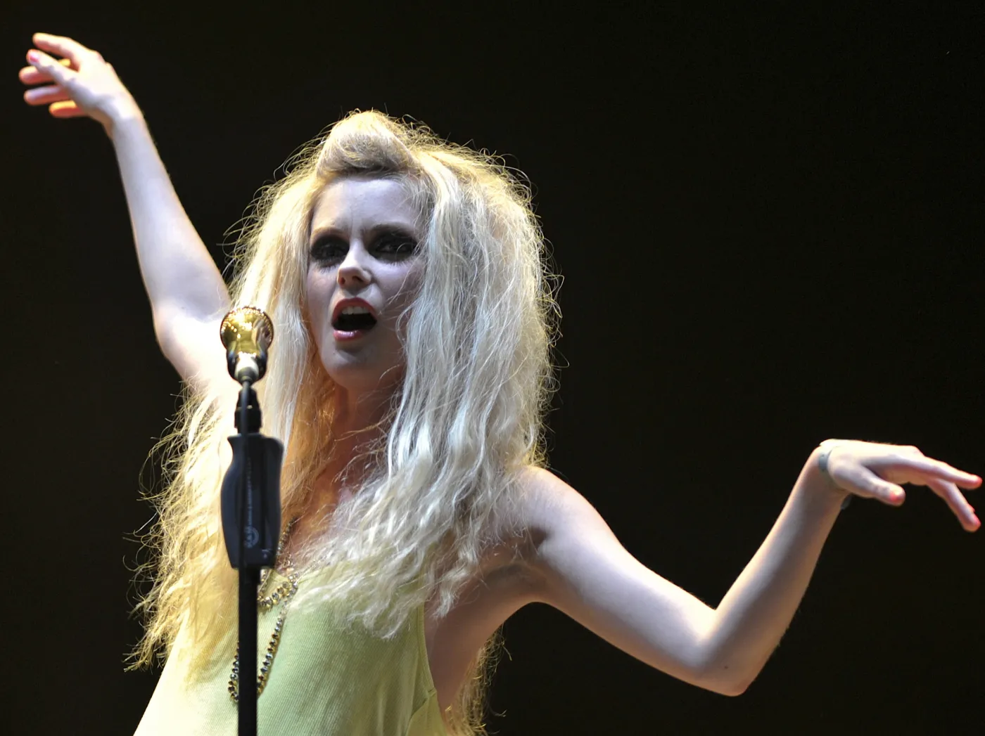 2235141-mette-lindberg-wokalistka-dunskiego.jpg