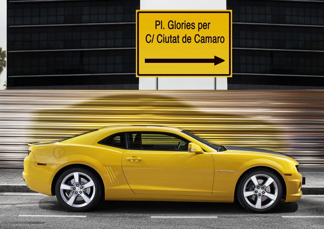 2518948-chevroletcamarocoupe-static-02-small.jpg