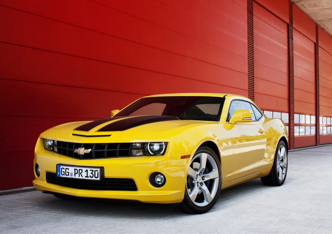 2518975-chevroletcamarocoupe-static-03-small.jpg