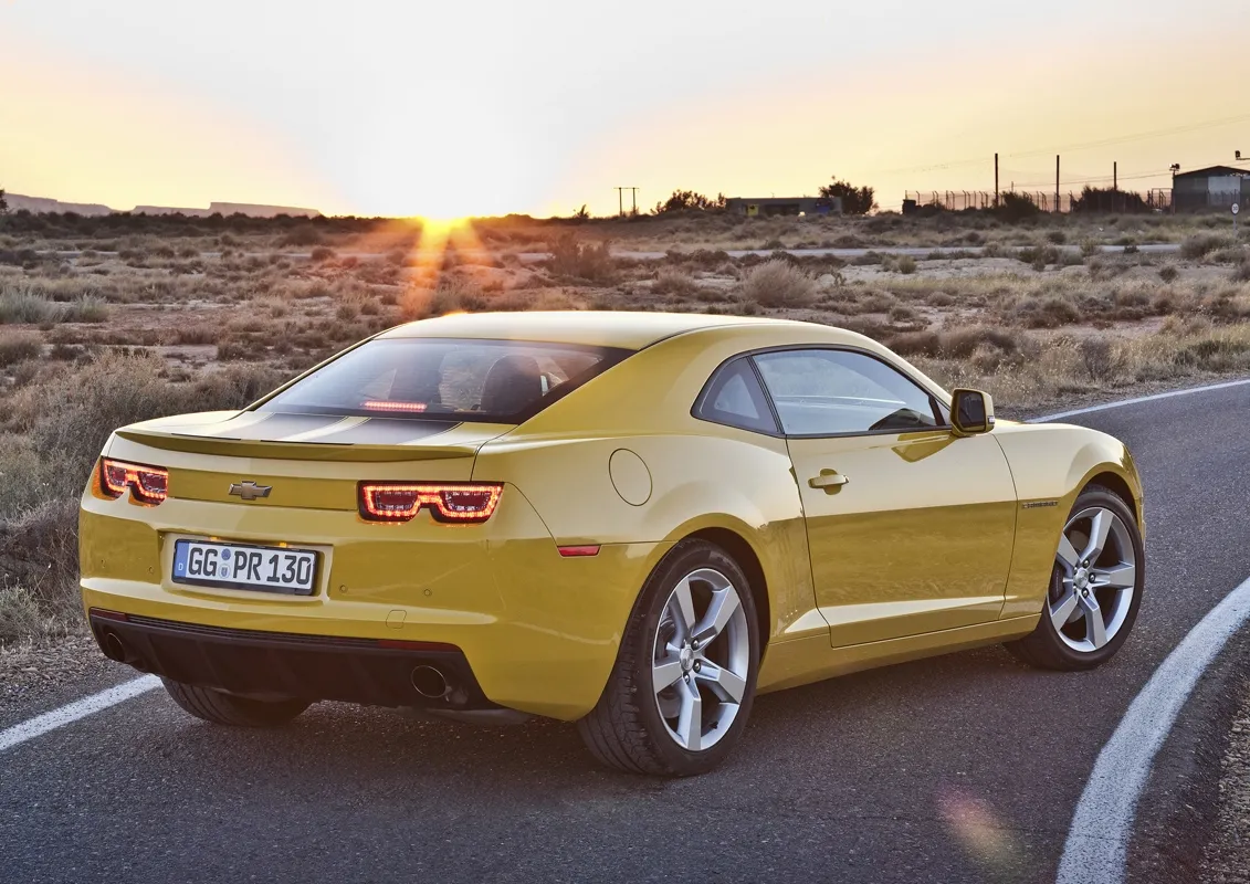 2519289-chevroletcamarocoupe-static-21-small.jpg