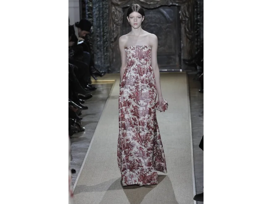 3015536-pokaz-domu-mody-valentino-kolekcja.jpg