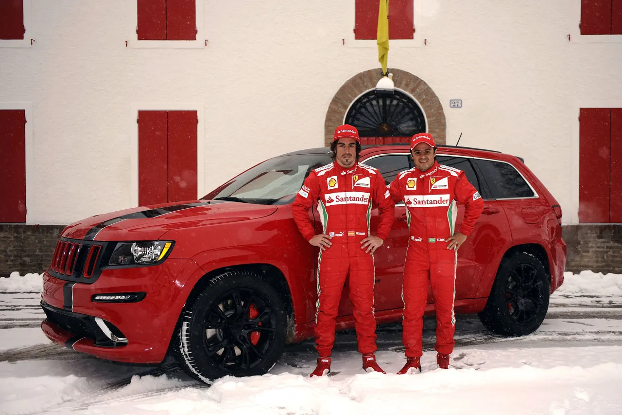 3047012-jeep-grand-cherokee-srt8-dla-alonso.jpg