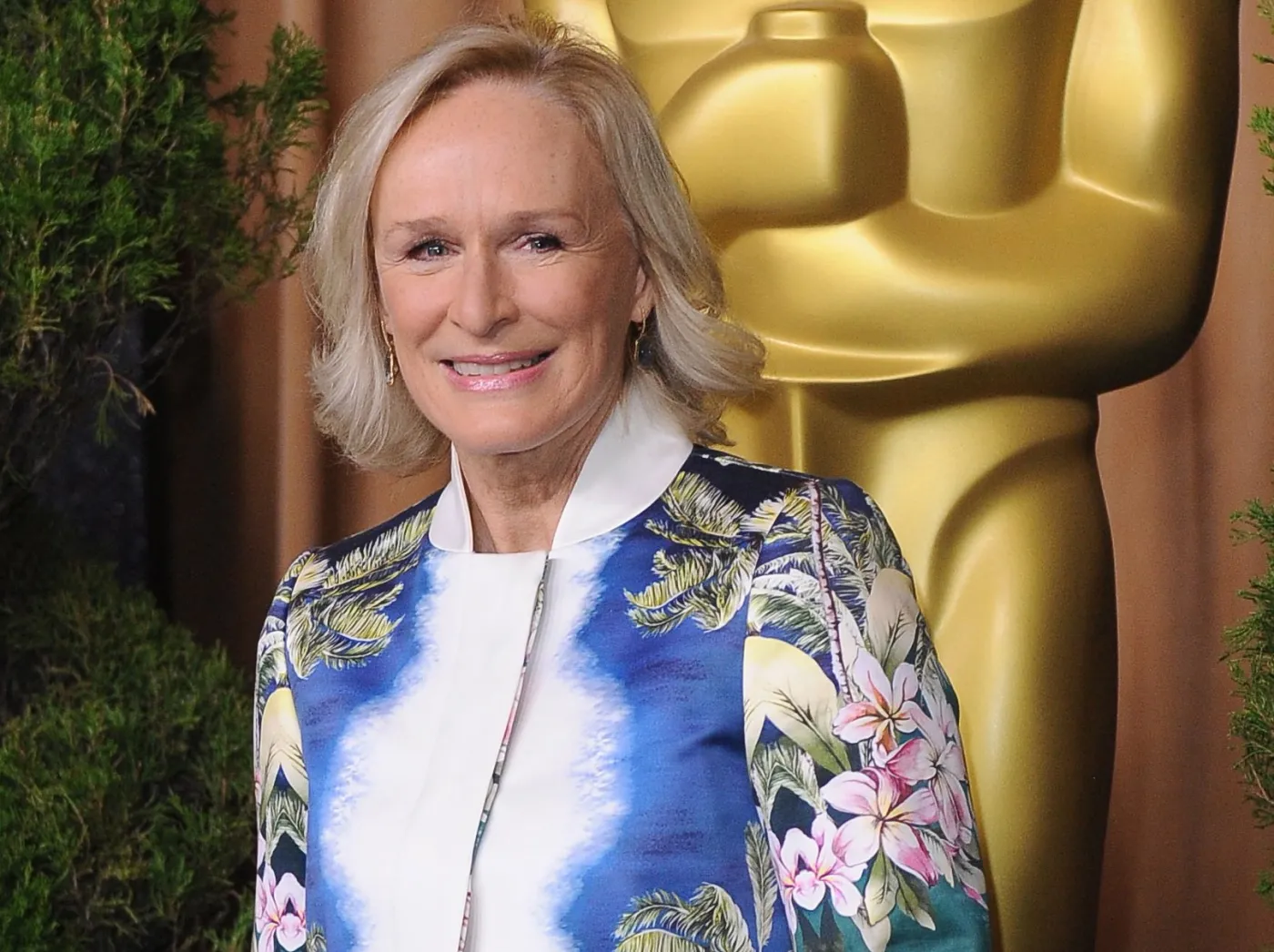 3063945-glenn-close-przebrana-za-mezczyzne.jpg