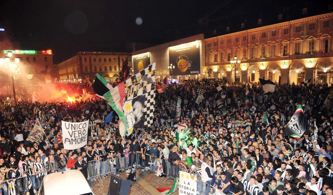 3458912-kibice-juventusu-swietuja-zdobycie.jpg