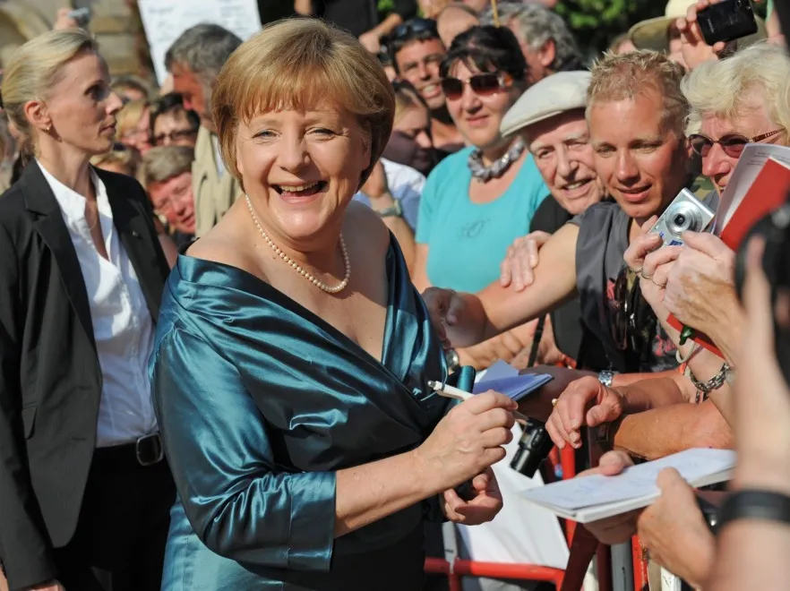 3825583-angela-merkel-na-bayeruth-festival.jpg
