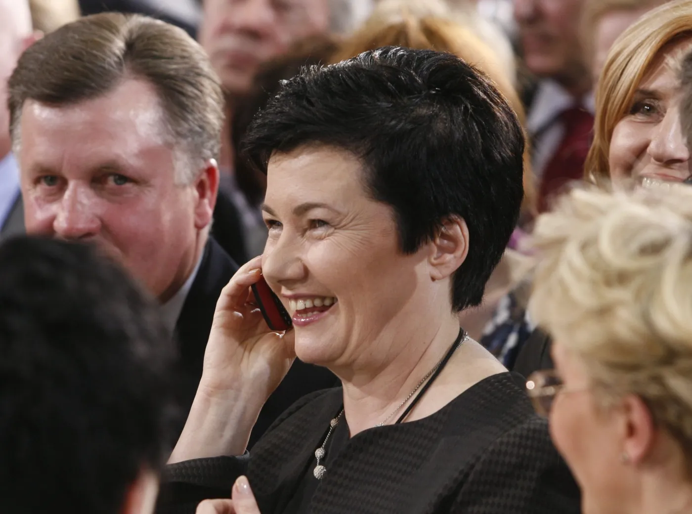 Błagalny głos Gronkiewicz-Waltz do ministra finansów: Niech pan tak nie ciśnie