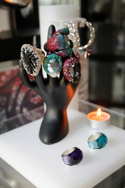 3590297-kolekcja-bizuterii-swarovski-kingdom.jpg