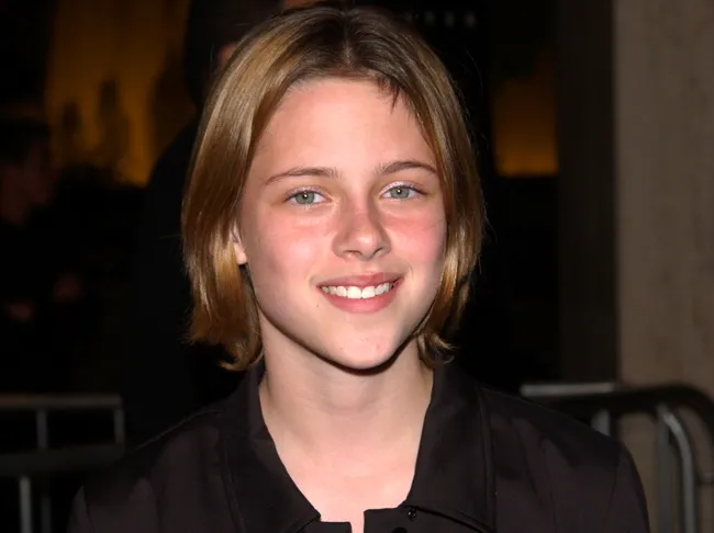 3614428-kristen-stewart-na-premierze-azylu.jpg
