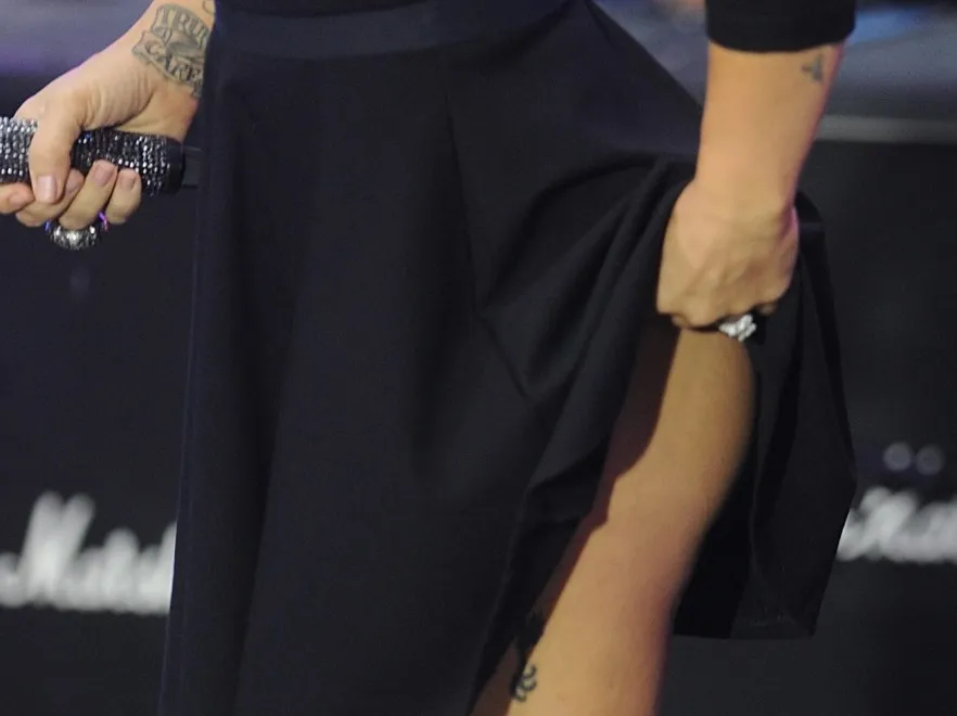 To nie mogło czekać! Bieliźniana siła wyższa dopadła Pink na scenie