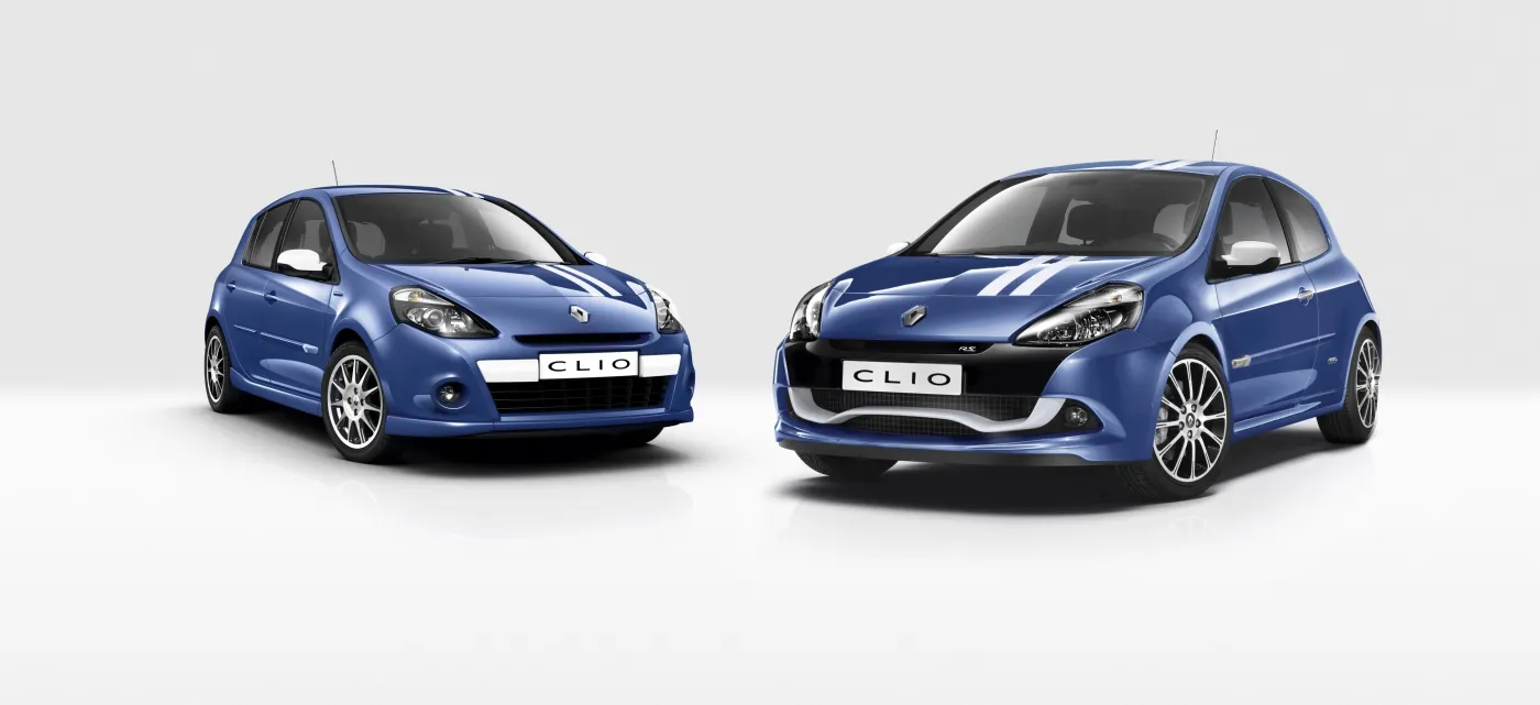 3872337-10-renault-clio-rs-i-gordini-2011-r.jpg