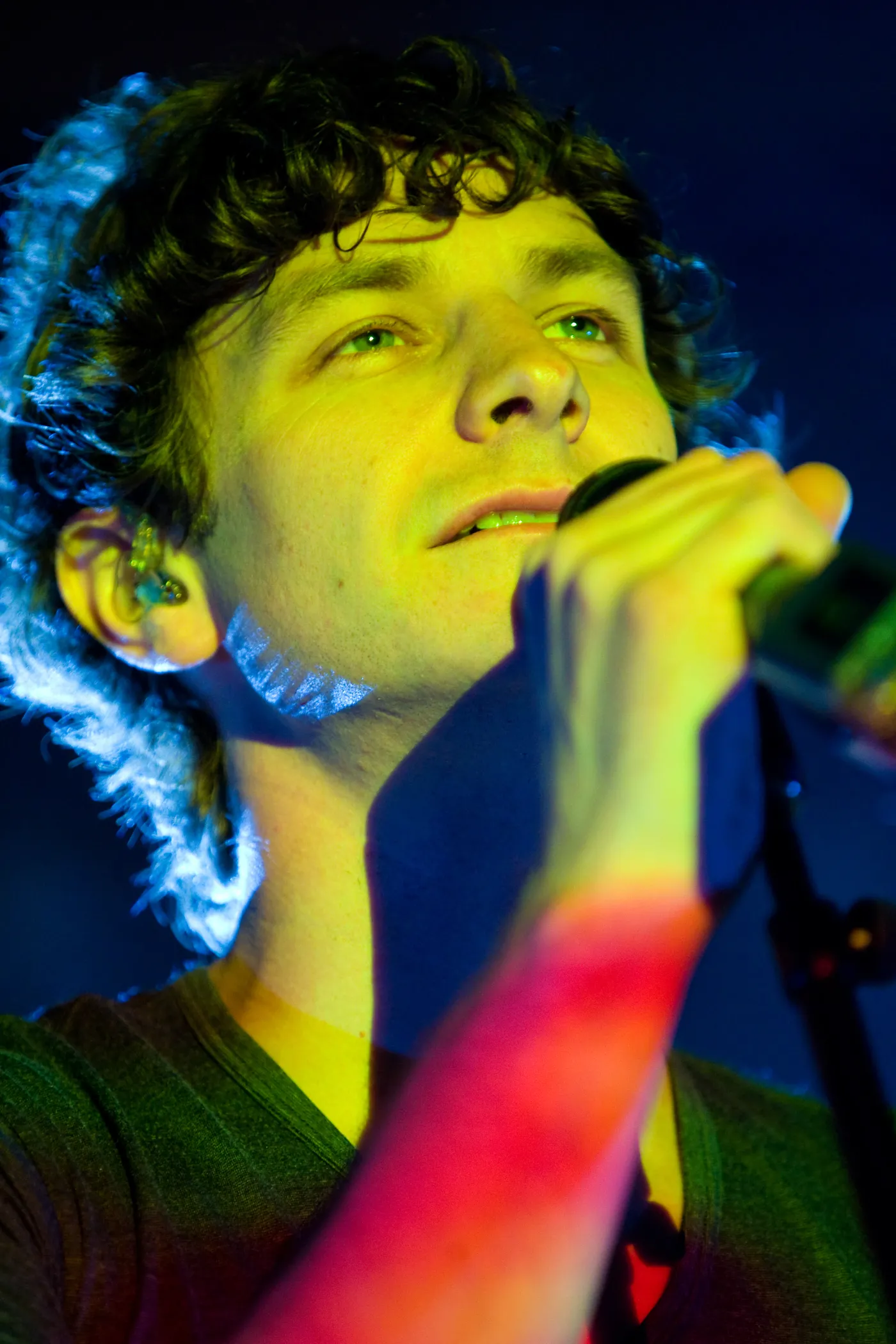 4437228-gotye.jpg