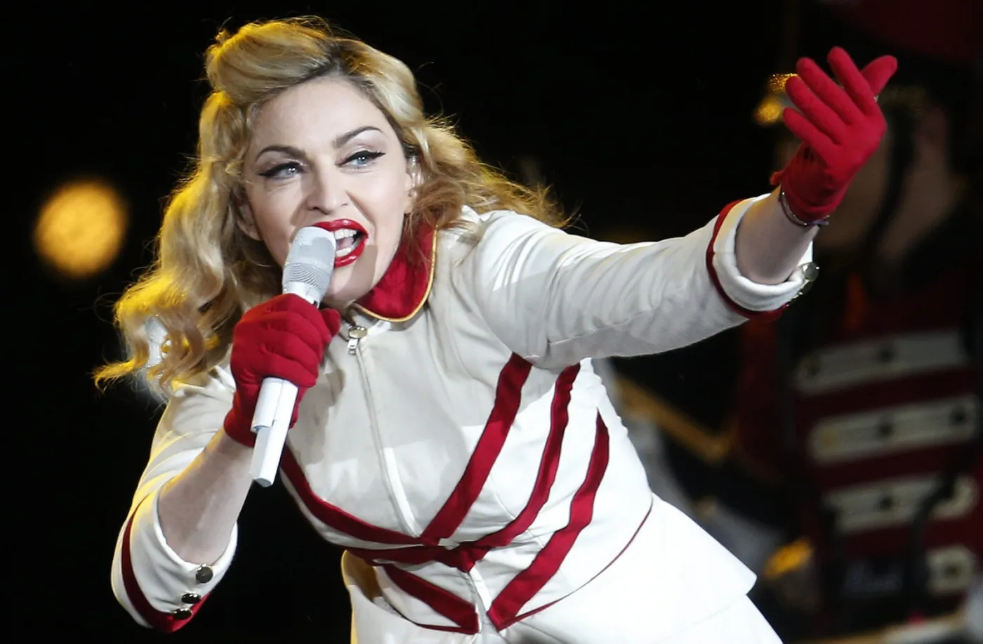 Madonna kontra palacze – awantura przed koncertem – ZDJĘCIA!
