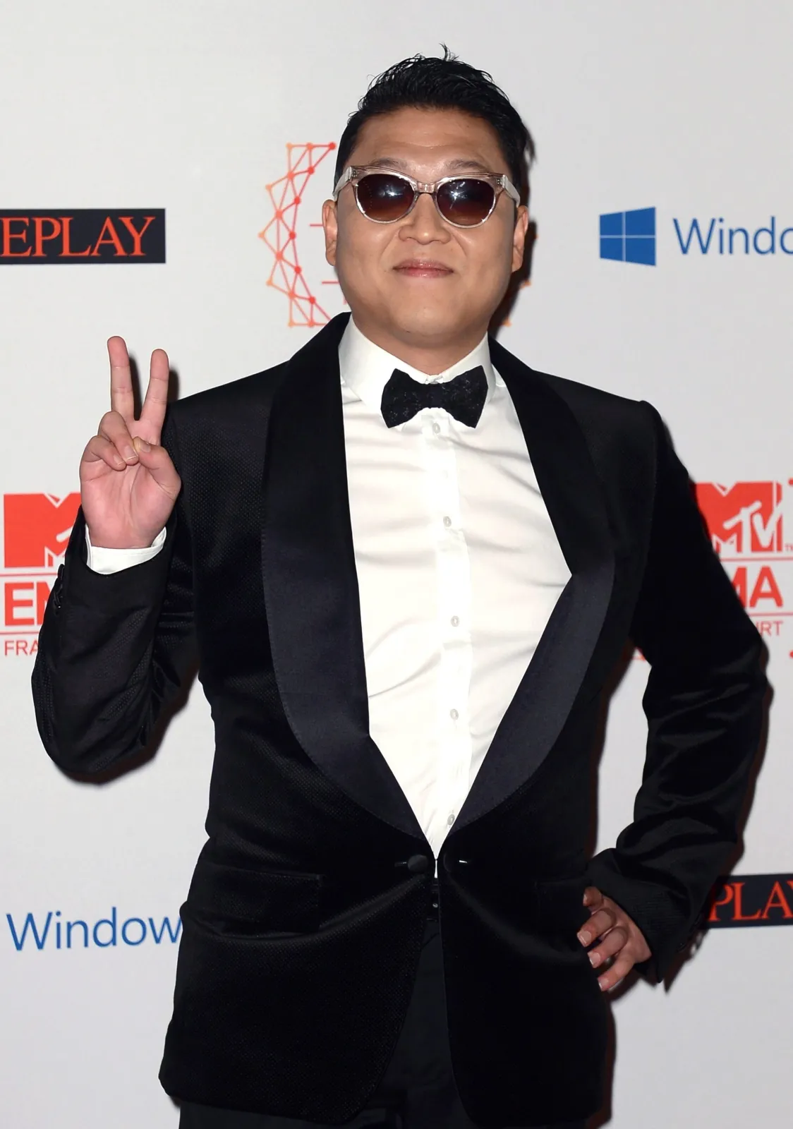 4261854-psy.jpg