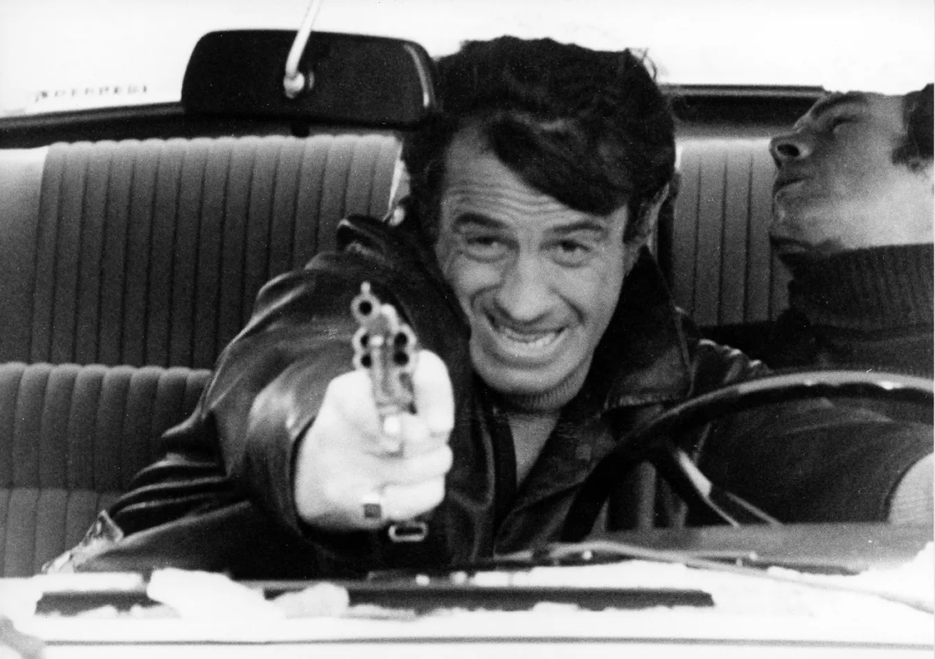 4823853-jean-paul-belmondo-w-filmie-strach.jpg