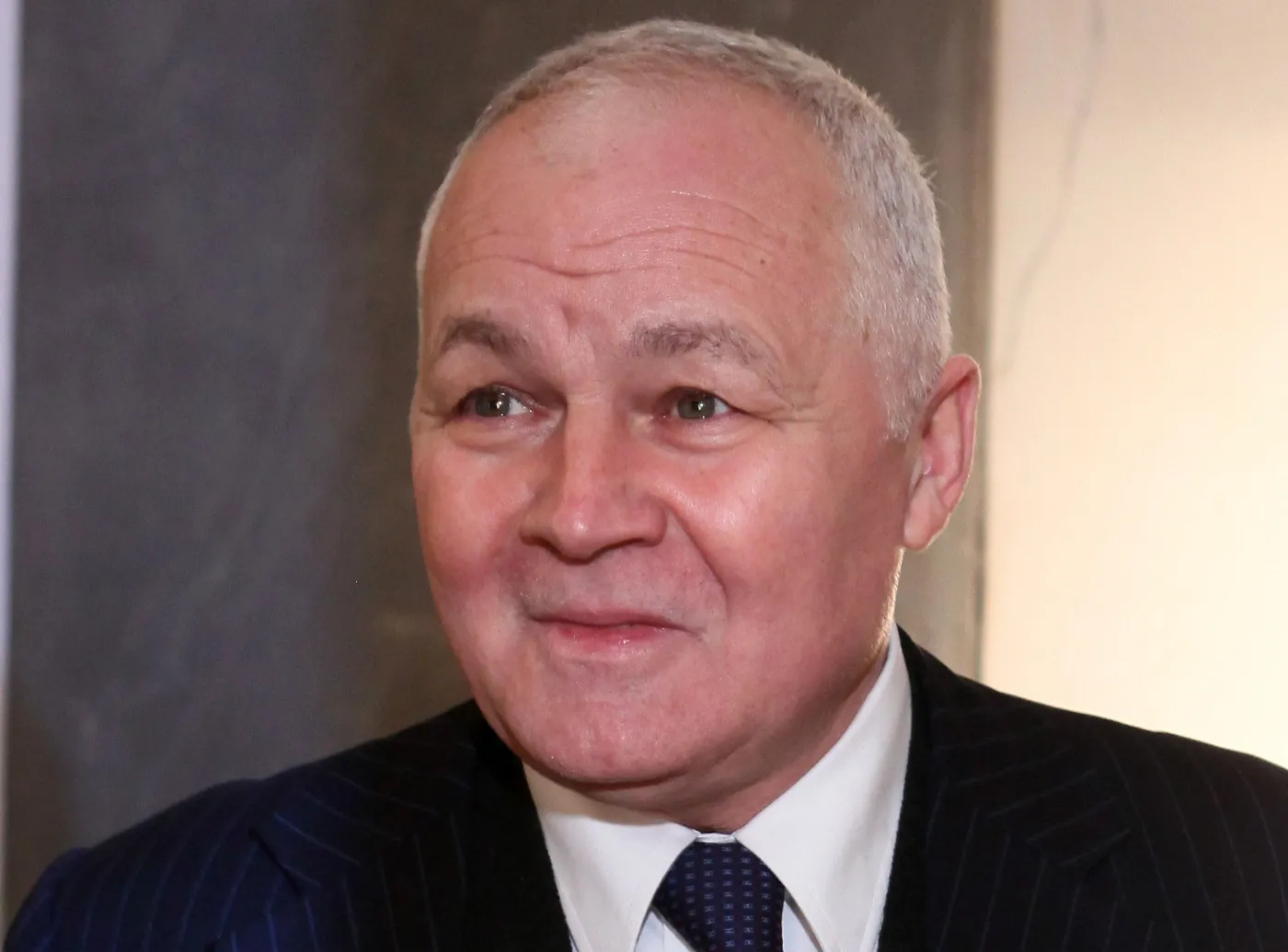 Bielecki lobbował na rzecz rosyjskiego koncernu? ABW zabiera głos 