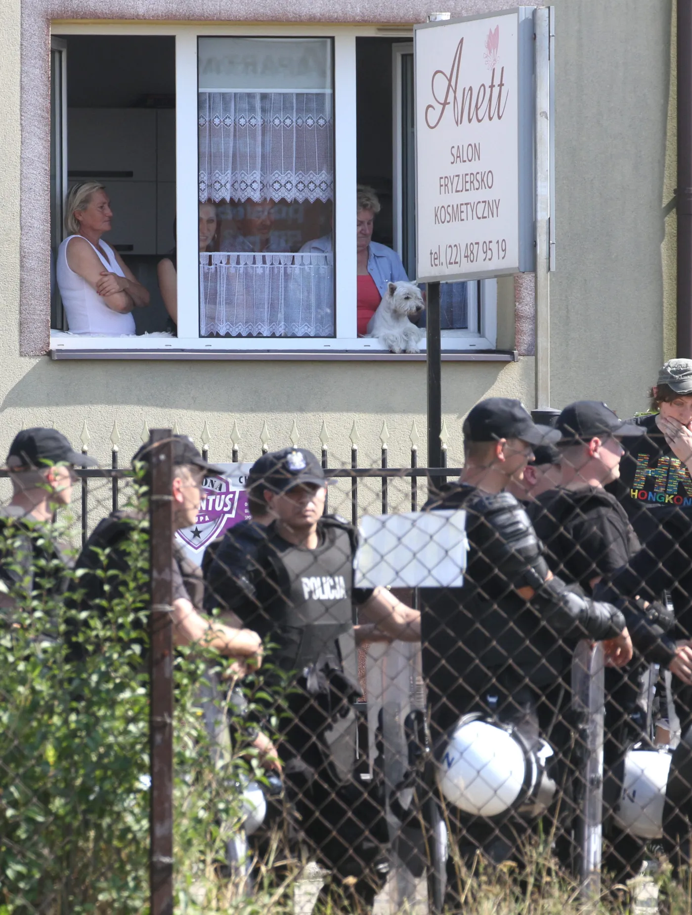 5310418-mecz-czarnych-koszul-z-ks-lomianki.jpg