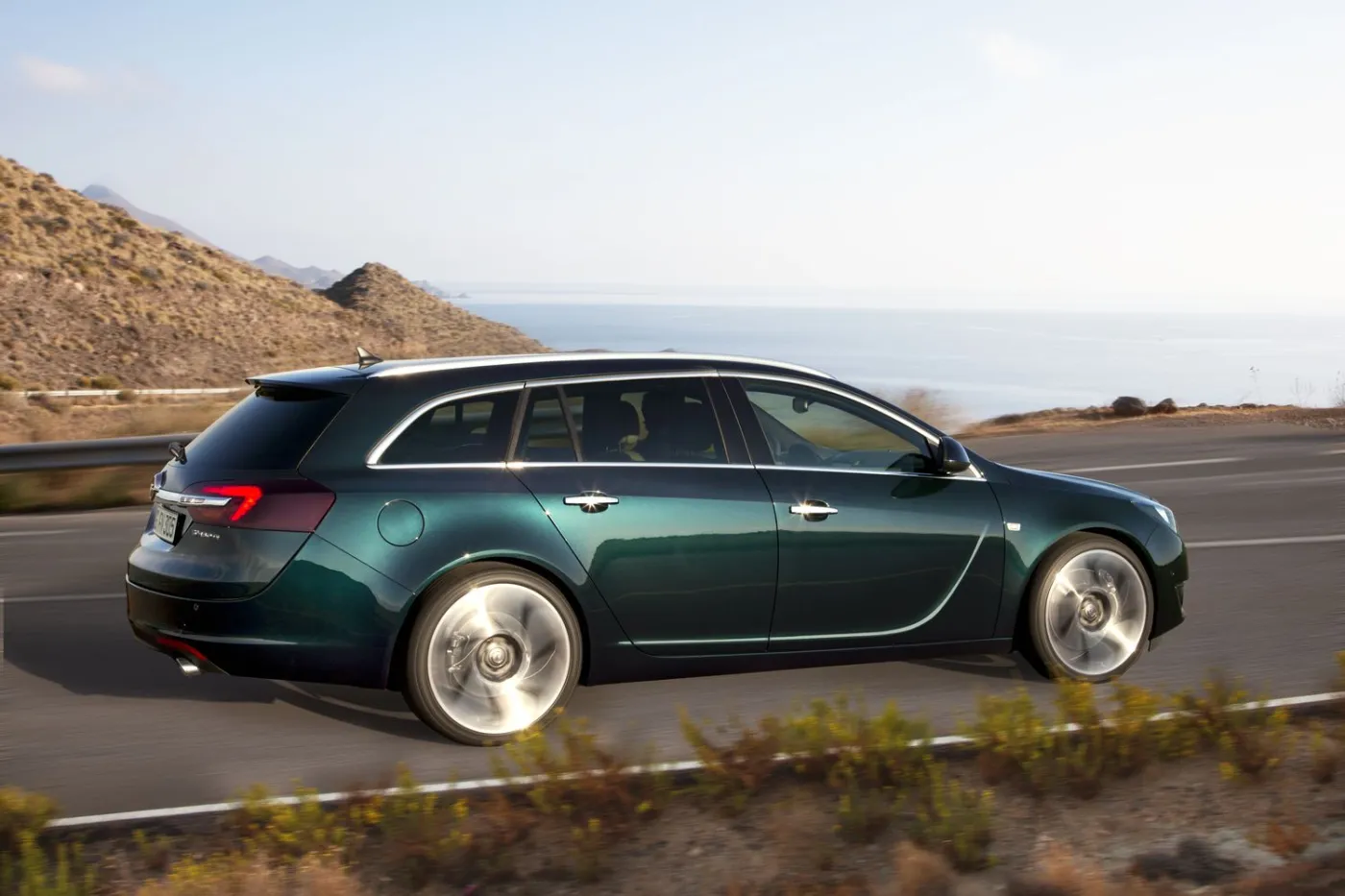 5074282-opel-insignia-sports-tourer-286339.jpg