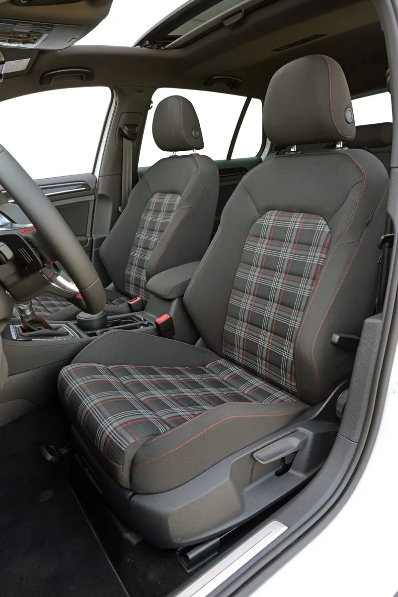 5123751-vw-golf-gti-poznan-3337-kopiowanie.jpg