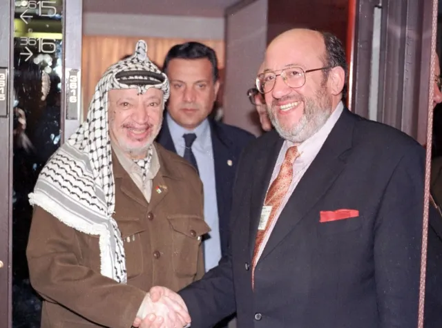 Prezydent Izraela: Nie zabiliśmy Arafata polonem. Łatwiej byłoby pociskiem