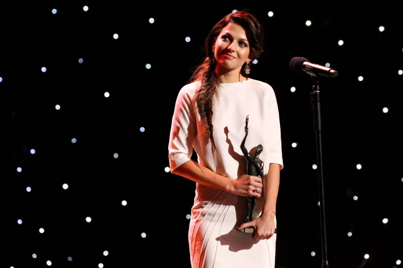 5820617-zona-roberta-lewandowskiego-gwiazda.jpg