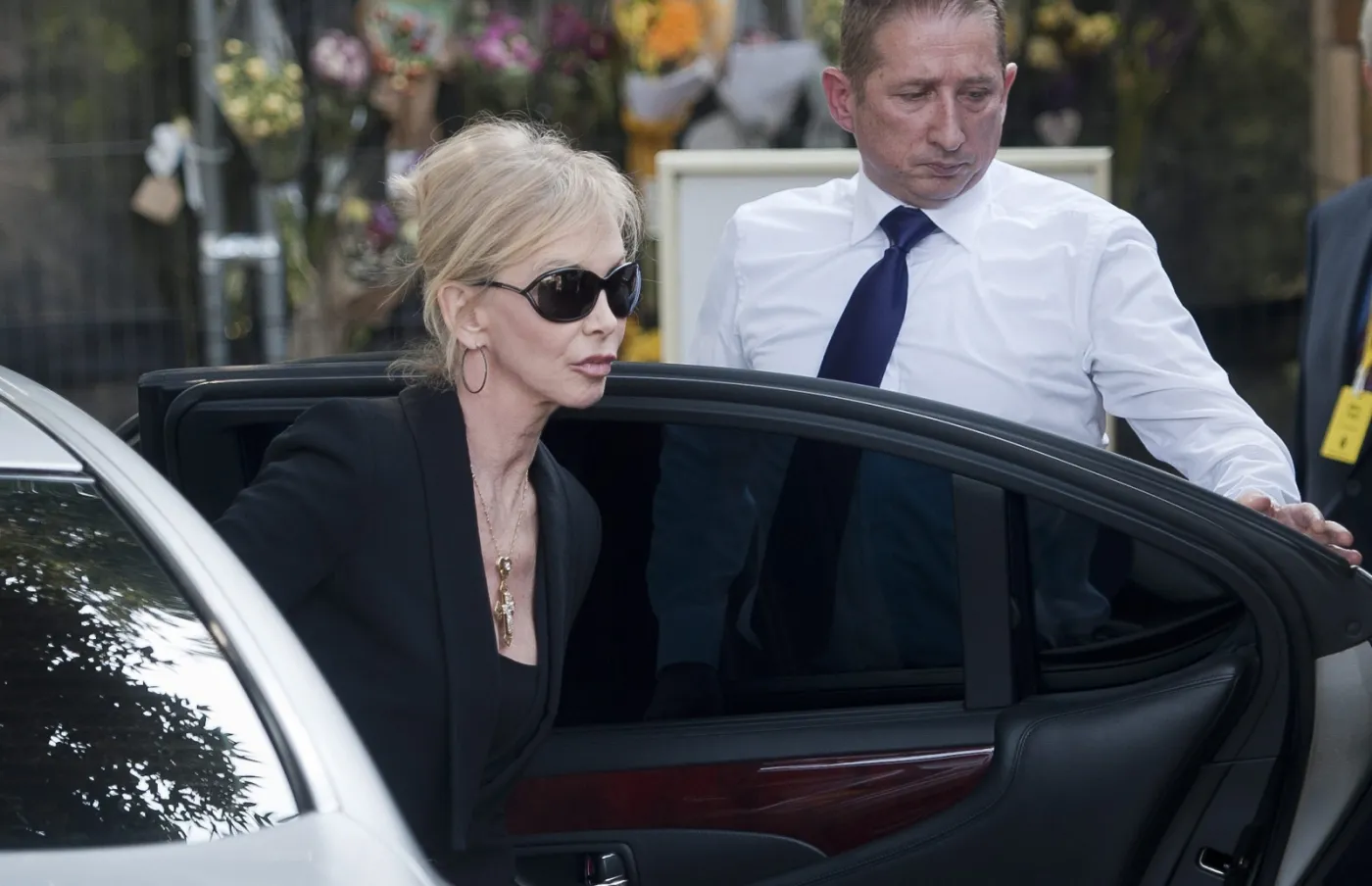 6193397-trudie-styler-na-pogrzebie-peaches.jpg
