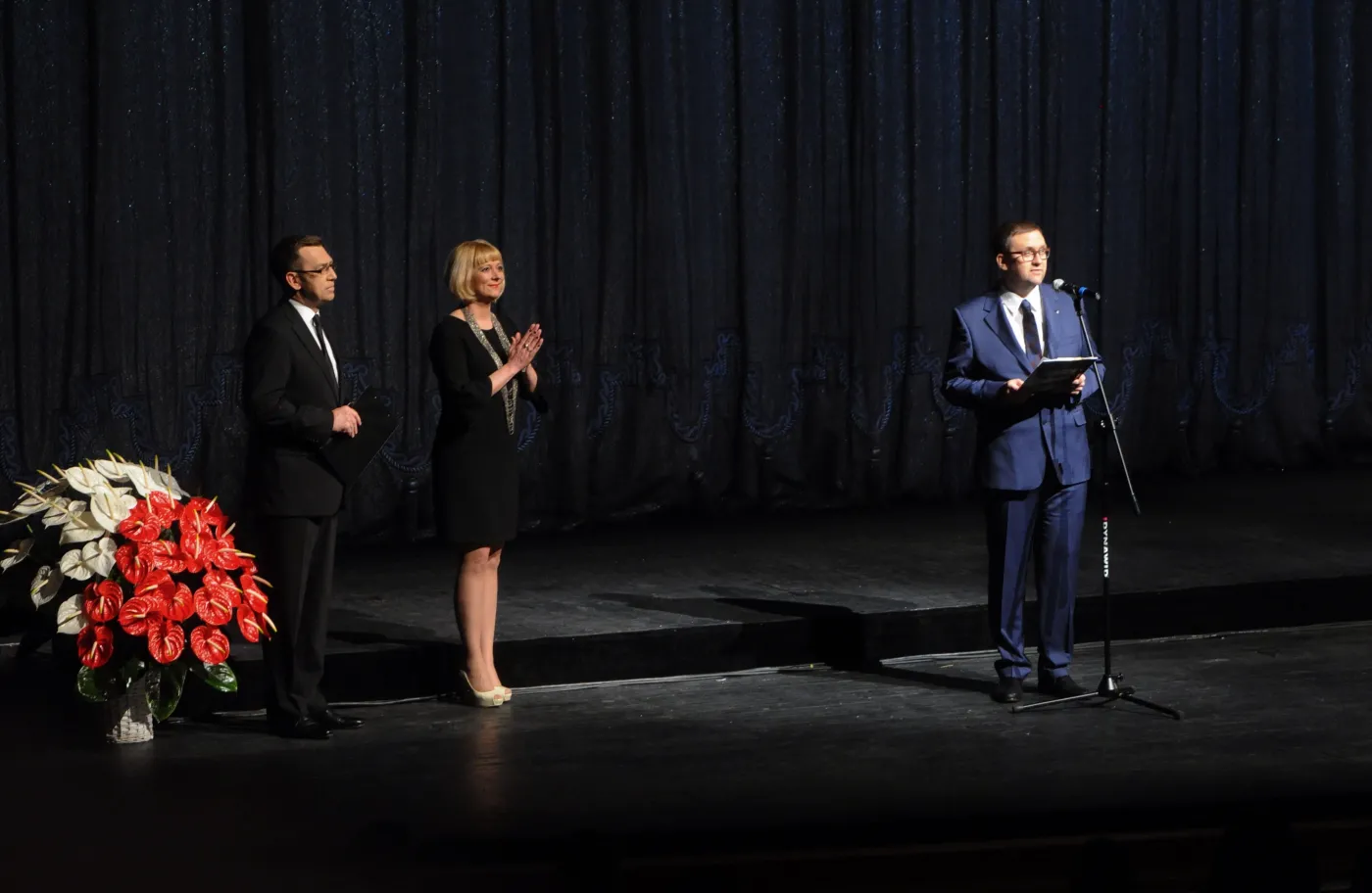 6254206-uroczysta-premiera-filmu-powstanie.jpg
