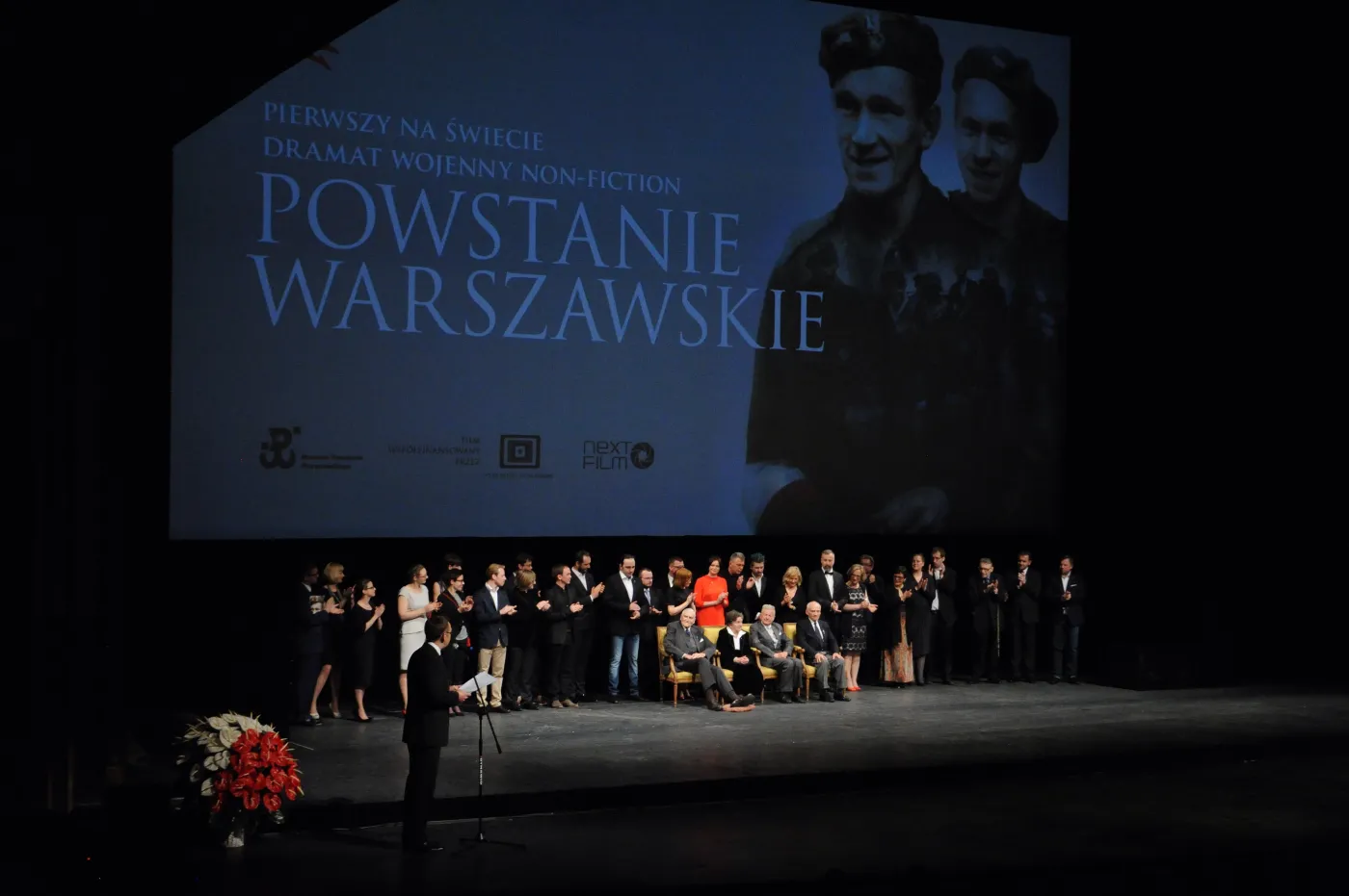 6254235-uroczysta-premiera-filmu-powstanie.jpg