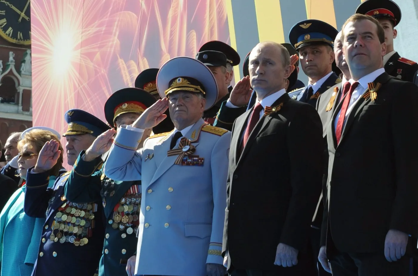 6262296-wladimir-putin-i-dmitrij-miedwiediew.jpg