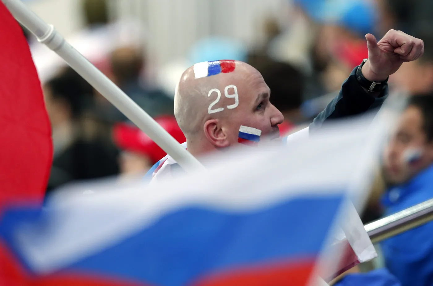 6290989-putin-i-rosyjscy-kibice-maja-powody.jpg