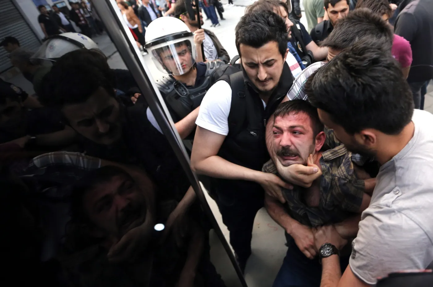 Demonstracje w Turcji po katastrofie w kopalni w Somie