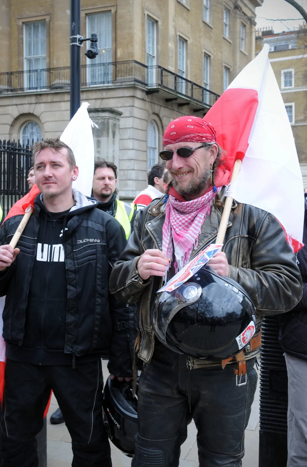 5979237-protest-polacy-londyn-downing-street.jpg