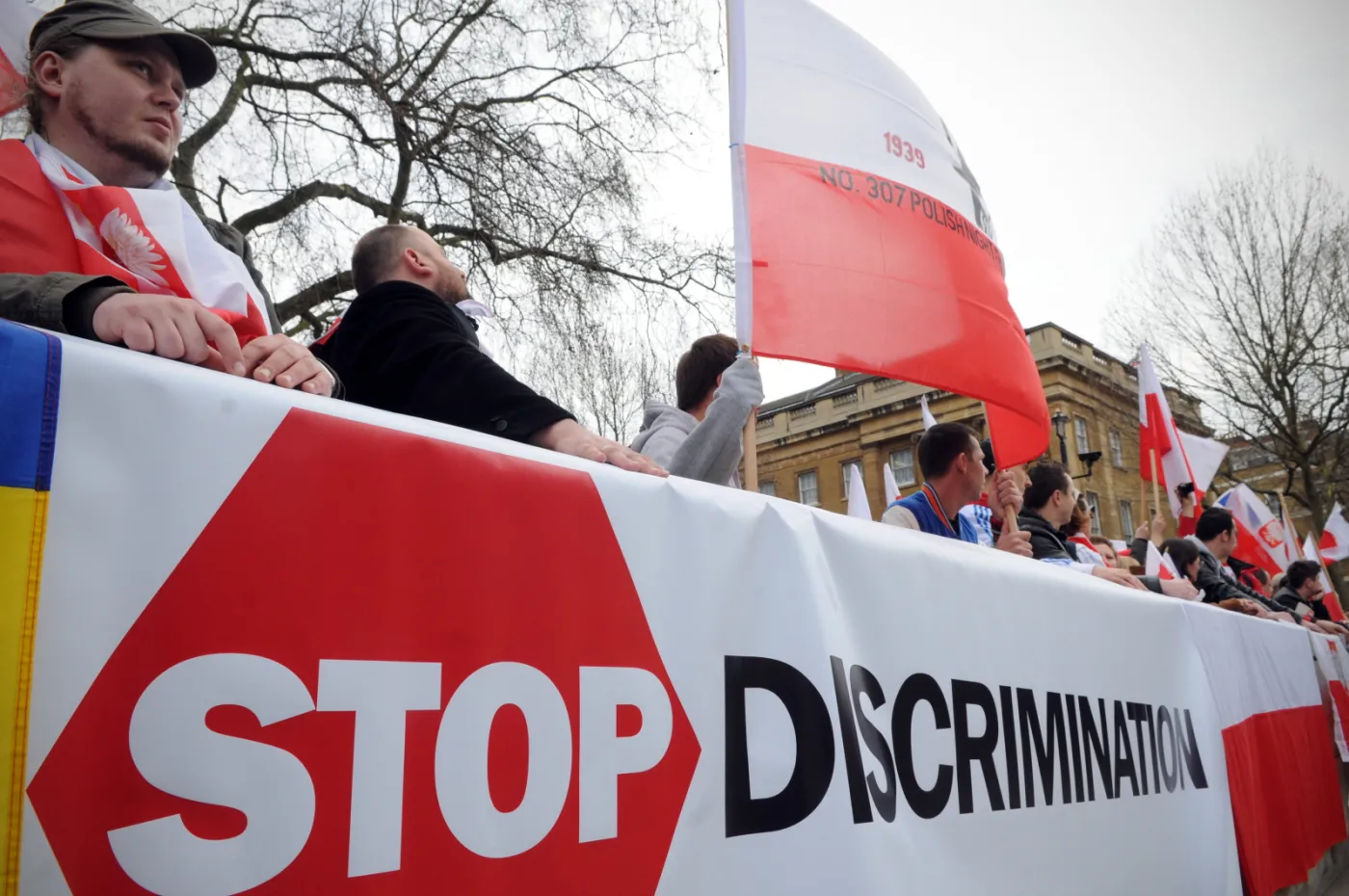 5979324-protest-polacy-londyn-downing-street.jpg