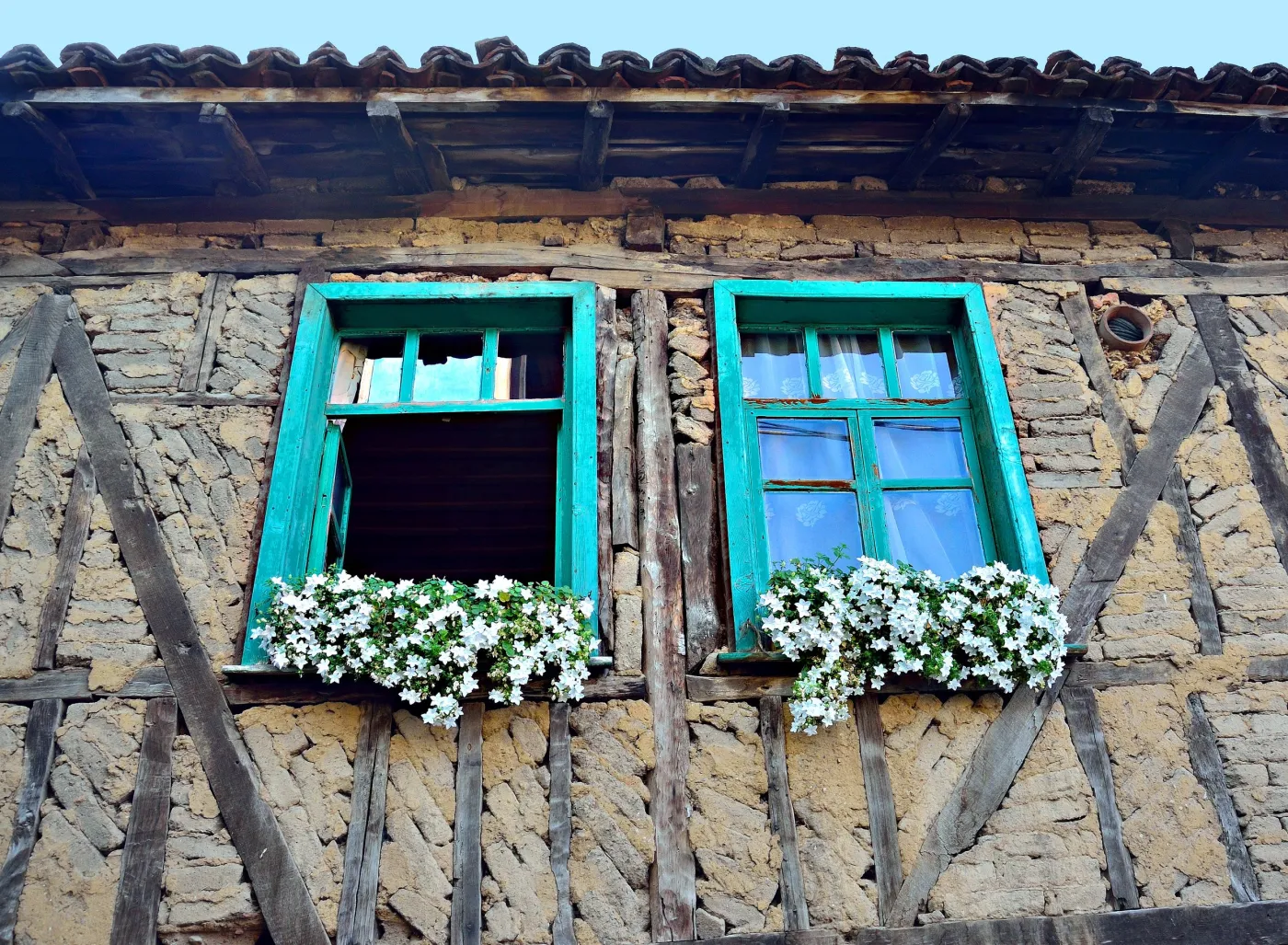 6542672-bursa.jpg