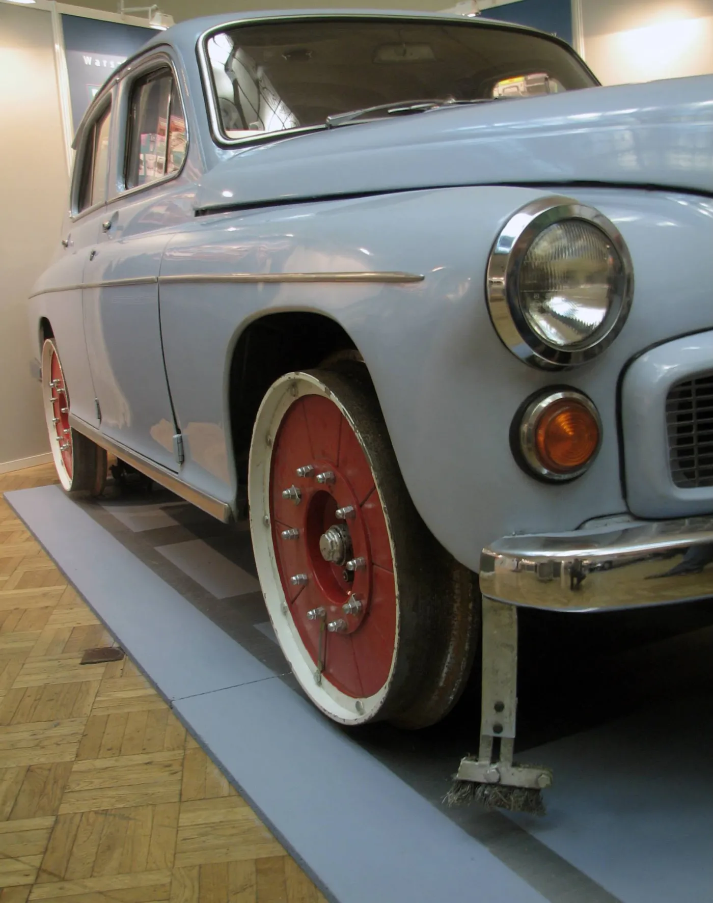 6595046-warszawa-223-drezyna-wyprodukowana.jpg