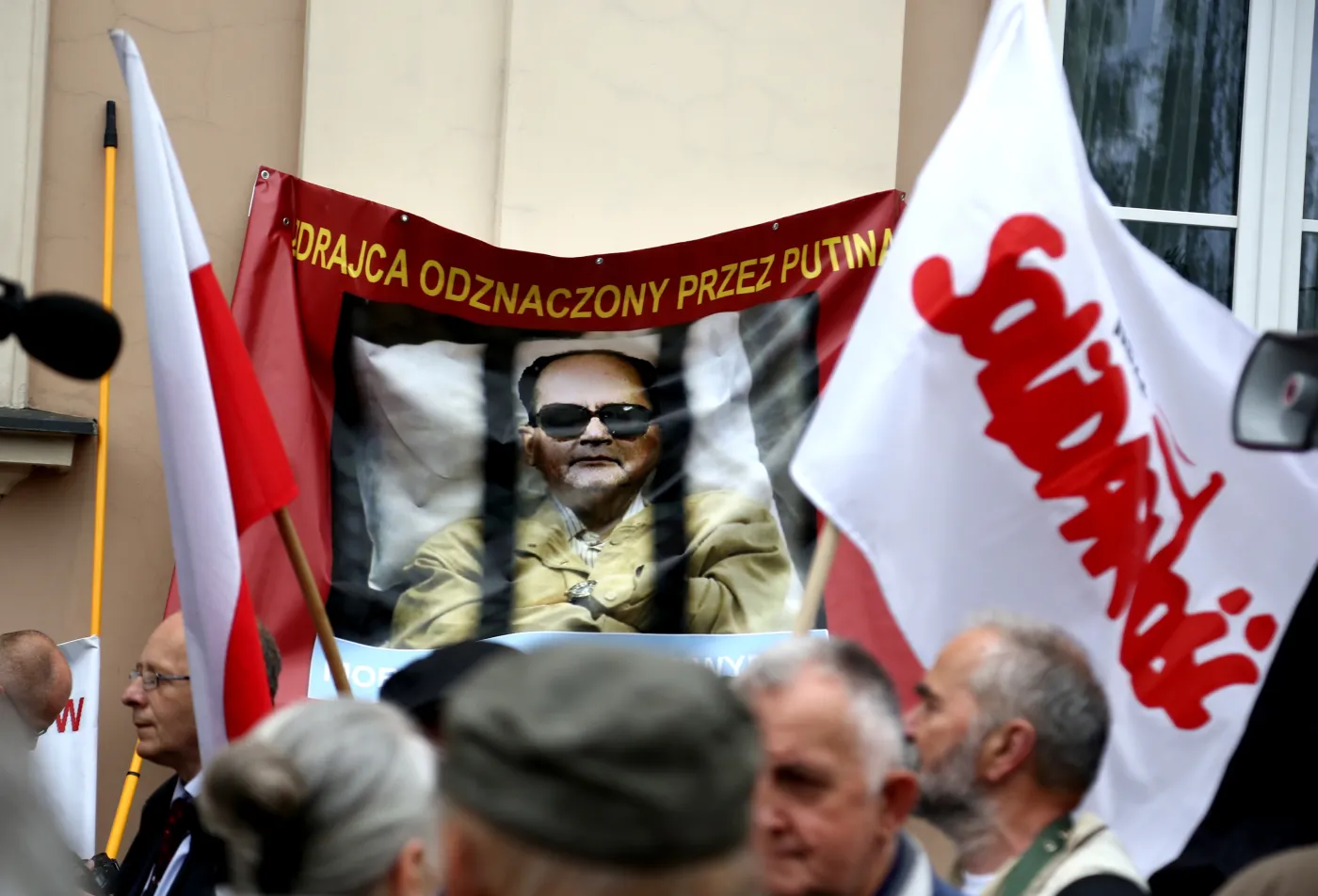 6362228-general-wojciech-jaruzelski-pogrzeb.jpg