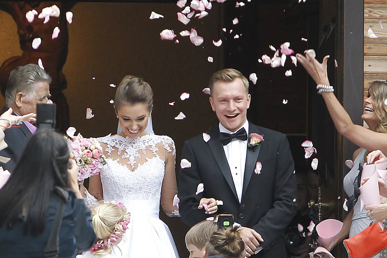Kuba Wesołowski już po ślubie. Zobacz, jak wyglądała uroczystość