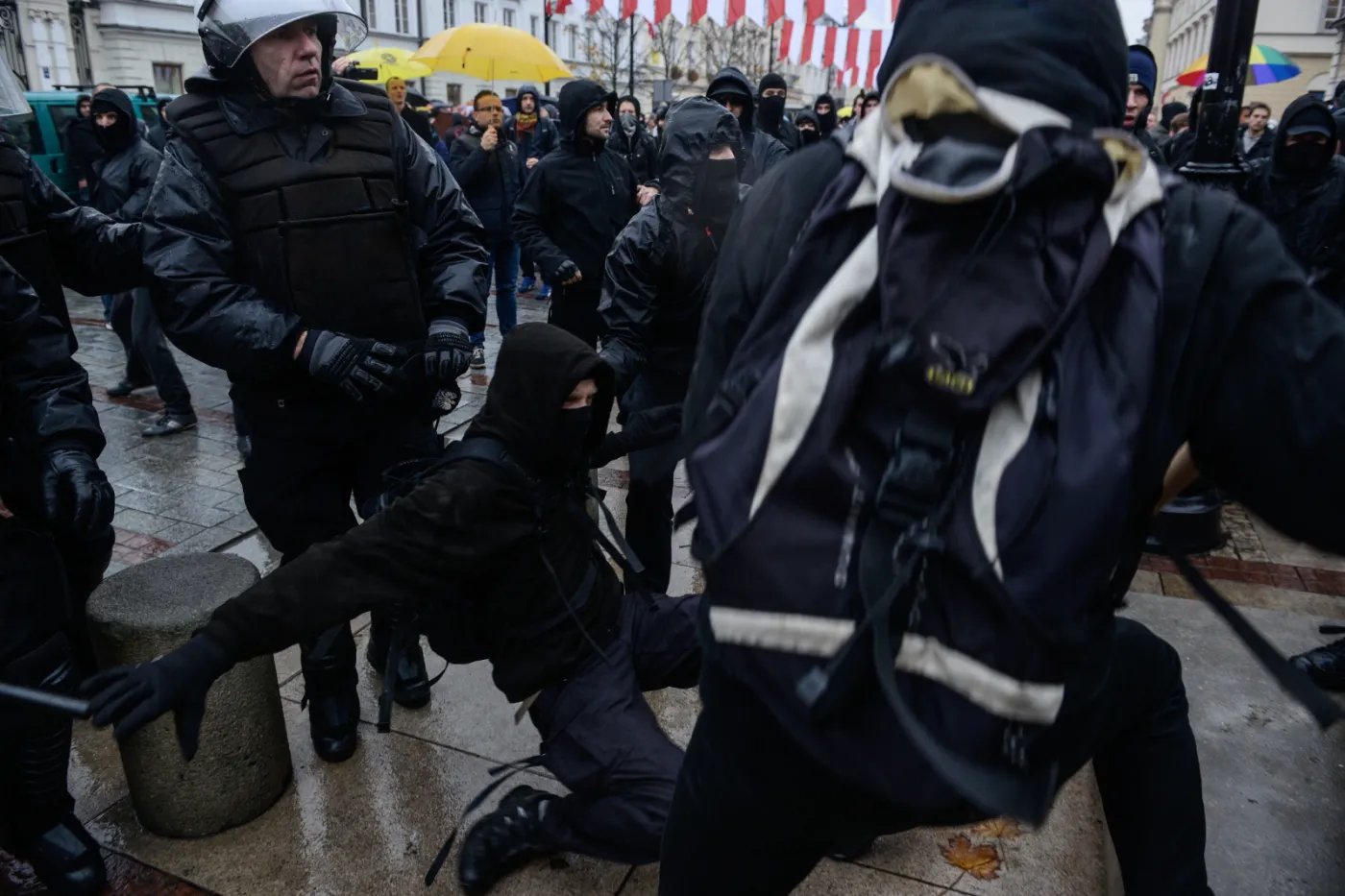 Zamieszki podczas antyfaszystowskiej demonstracji "Razem przeciwko nacjonalizmowi"