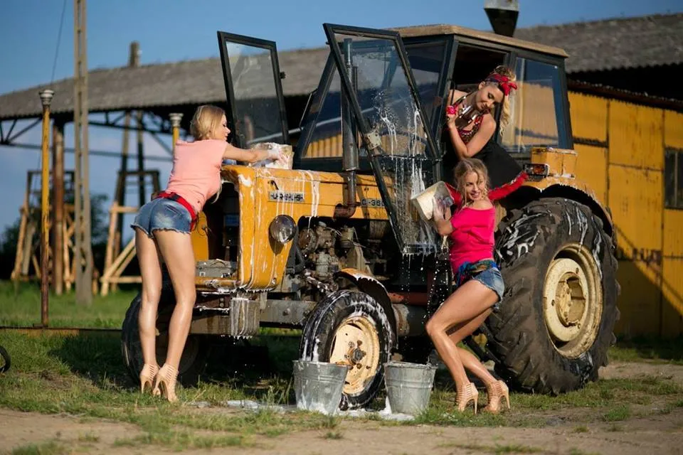 "Słowiańska brać lubi pić i spać". Wódka, dziewczyny oraz Enej w nowym klipie Donatana i Cleo