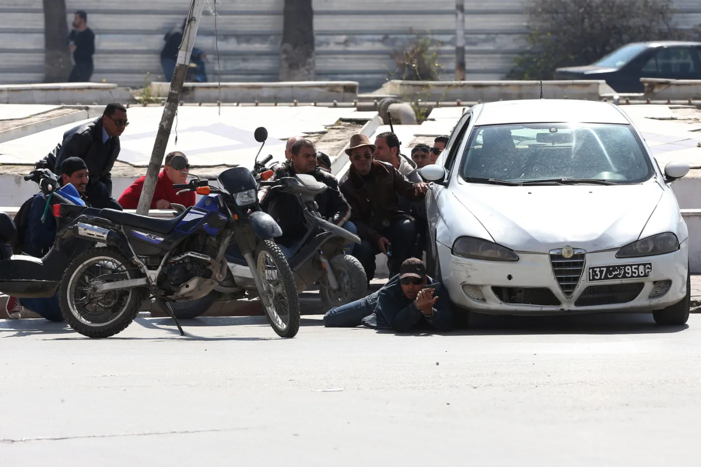 7556296-tunezja-atak-terrorystow-w-tunisie.jpg
