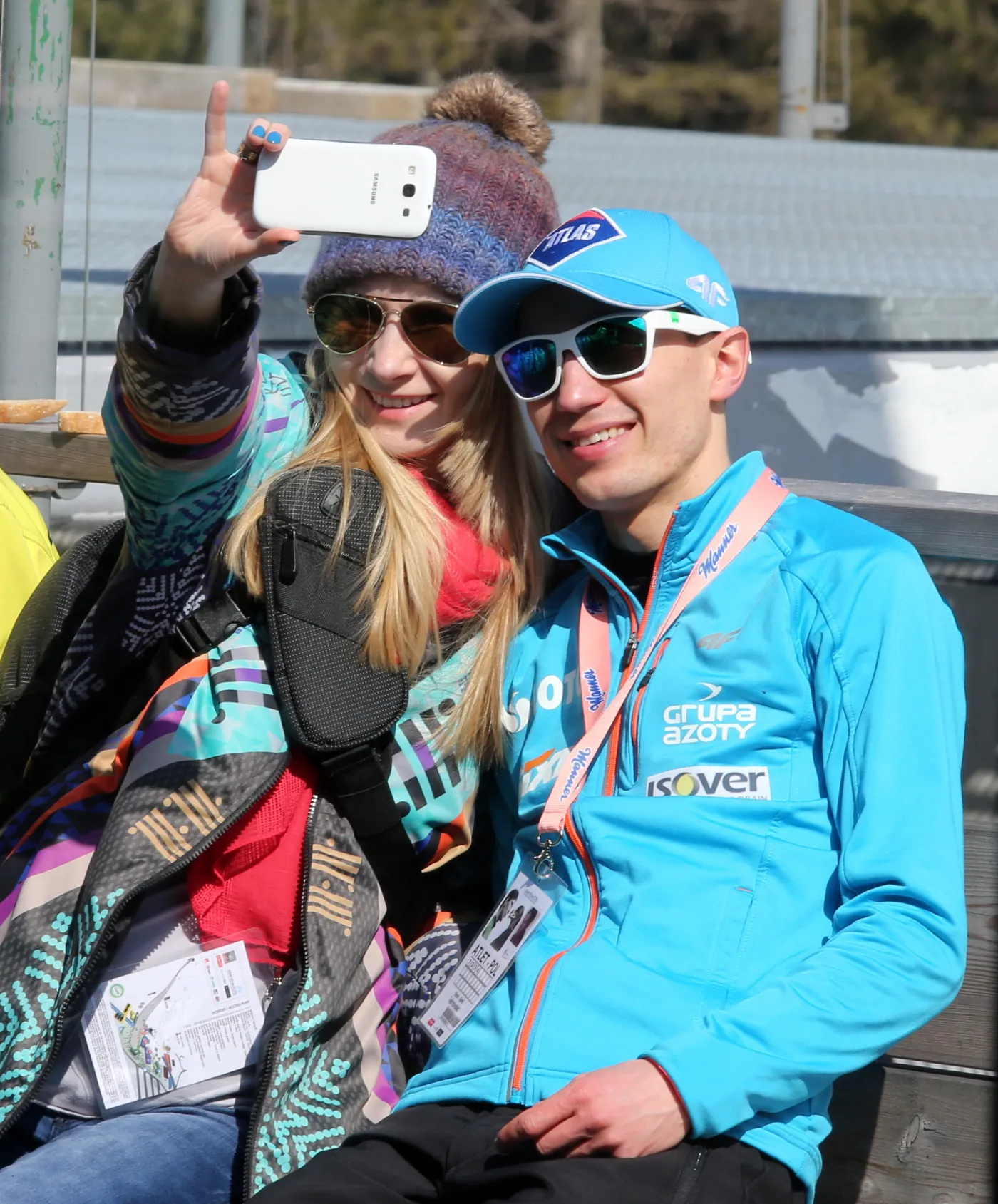 Kamil Stoch z żoną Ewą po treningu, w oczekiwaniu na kwalifikacje w Planicy