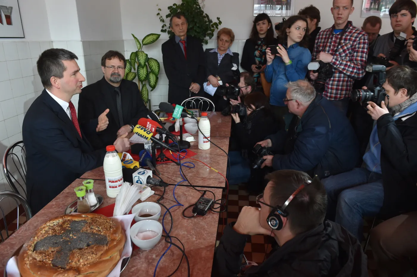 7610966-minister-finansow-mateusz-szczurek.jpg
