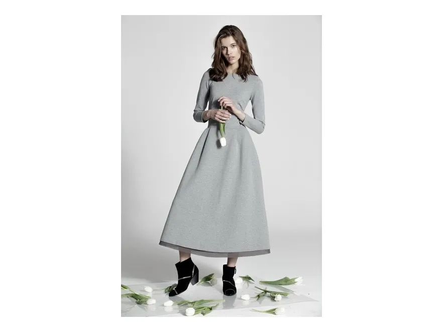 7626236-lato.jpg