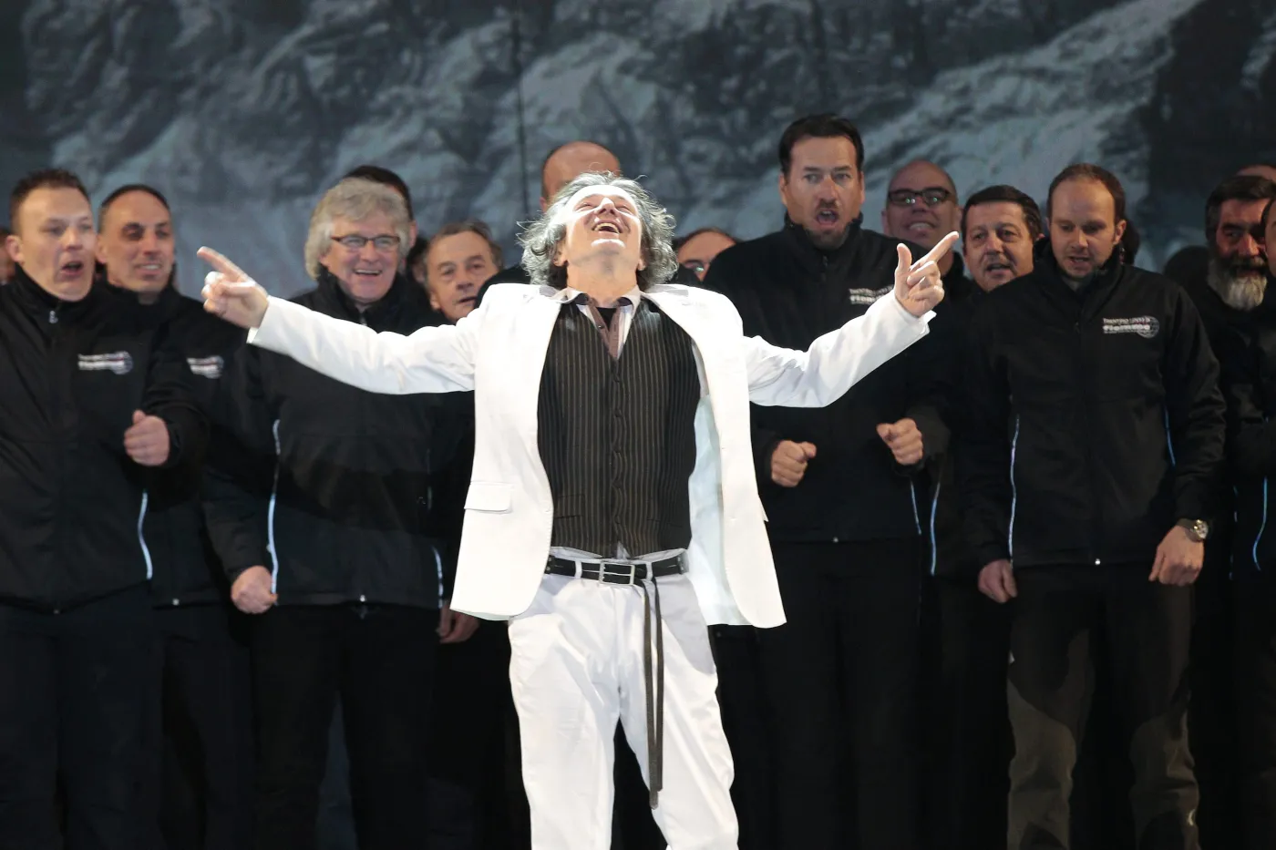 7643350-goran-bregovic-na-ceremonii-otarcia.jpg