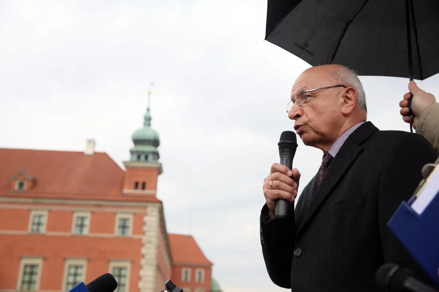 Bez zarzutów dla prof. Bogdana Chazana. Prokuratura nie dopatrzyła się złamania prawa