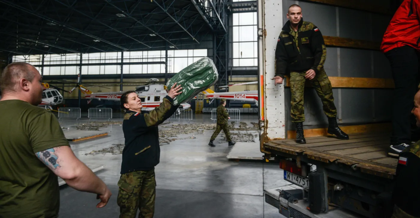 7720187-pomoc-humanitarna-z-polski-w-drodze.jpg