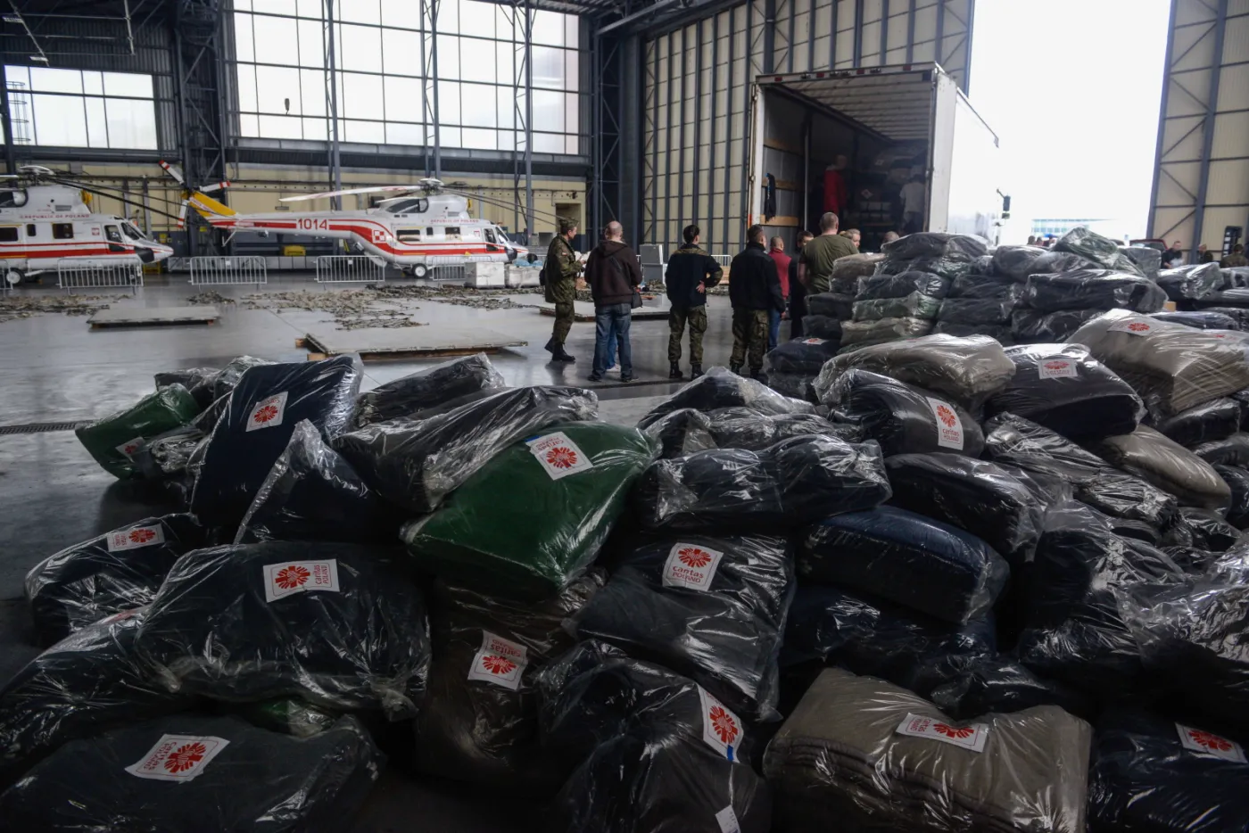 7720217-pomoc-humanitarna-z-polski-w-drodze.jpg
