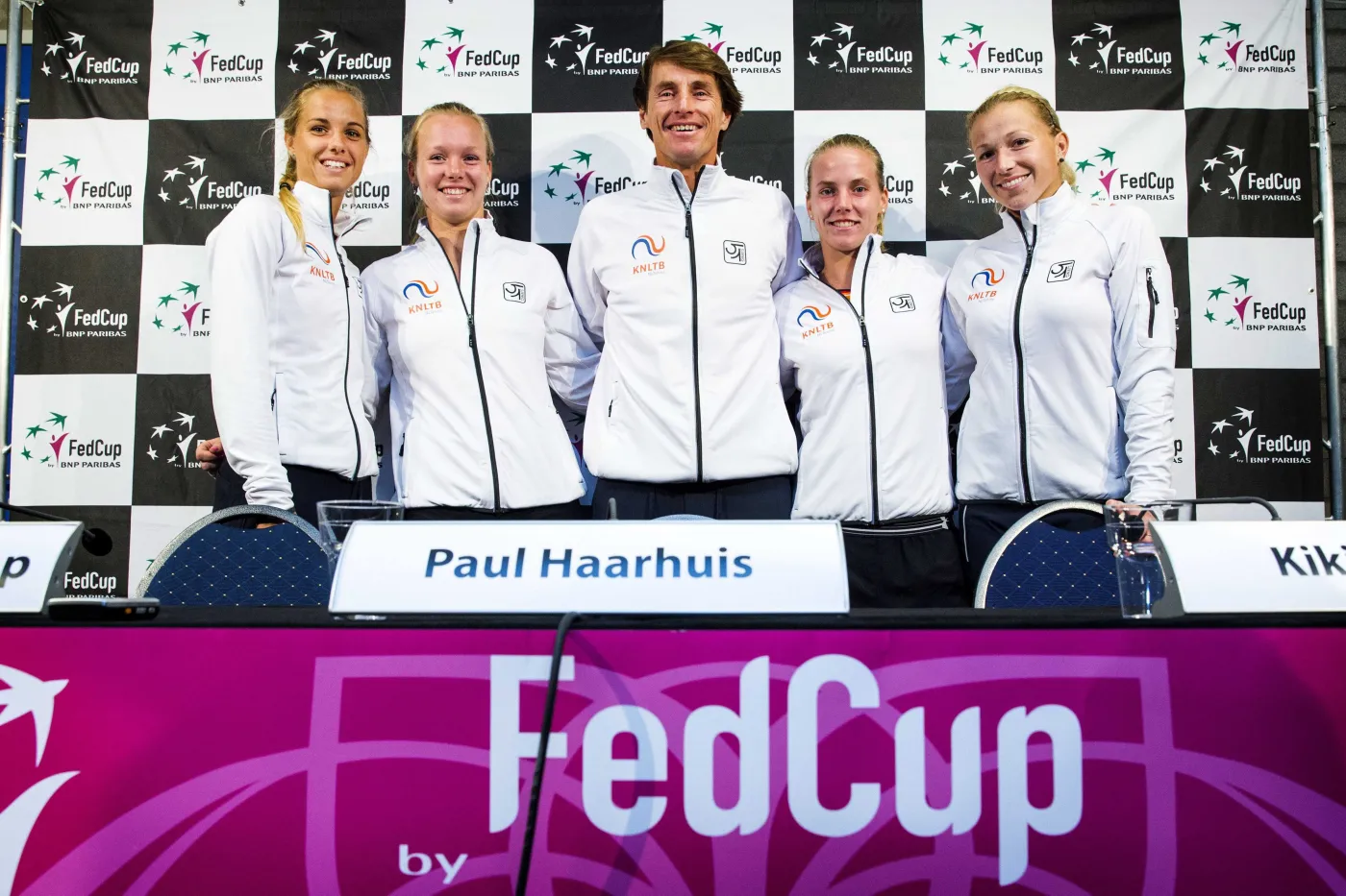 7386683-arantxa-rus-richel-hogekamp-trener.jpg